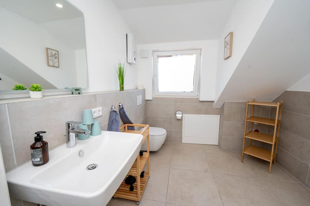Moderne Maisonette Wohnung Im Fluesseviertel BRE Eksteriør bilde